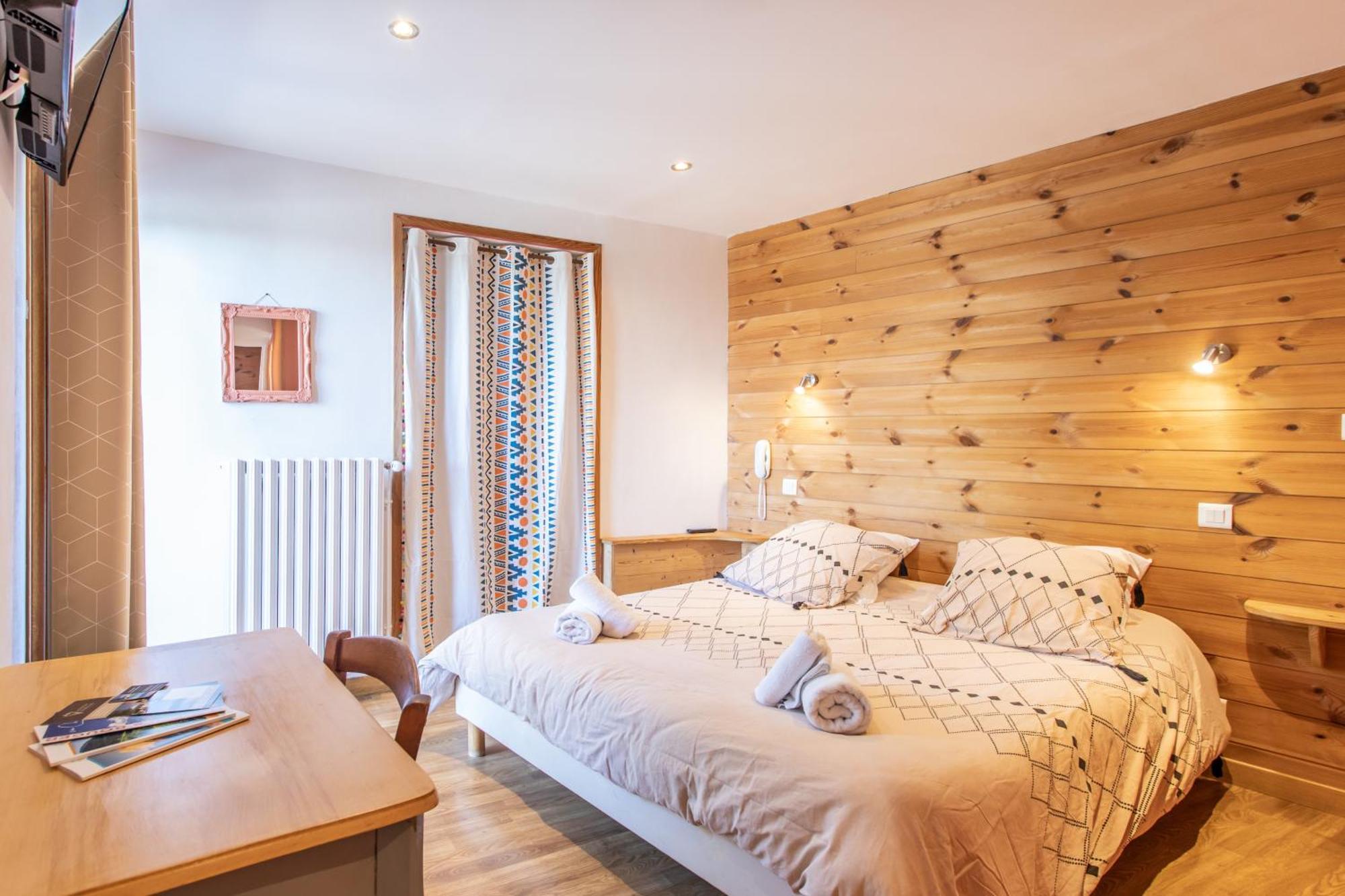 Auberge Le Vieux Chaillol Saint-Michel-de-Chaillol Szoba fotó