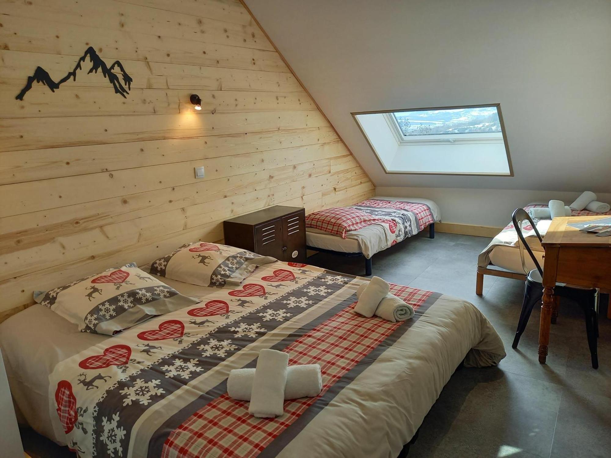 Auberge Le Vieux Chaillol Saint-Michel-de-Chaillol Szoba fotó